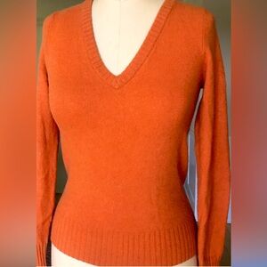 Tory Burch Orange Cashmere V Neck Pullover Sweater size Medium
